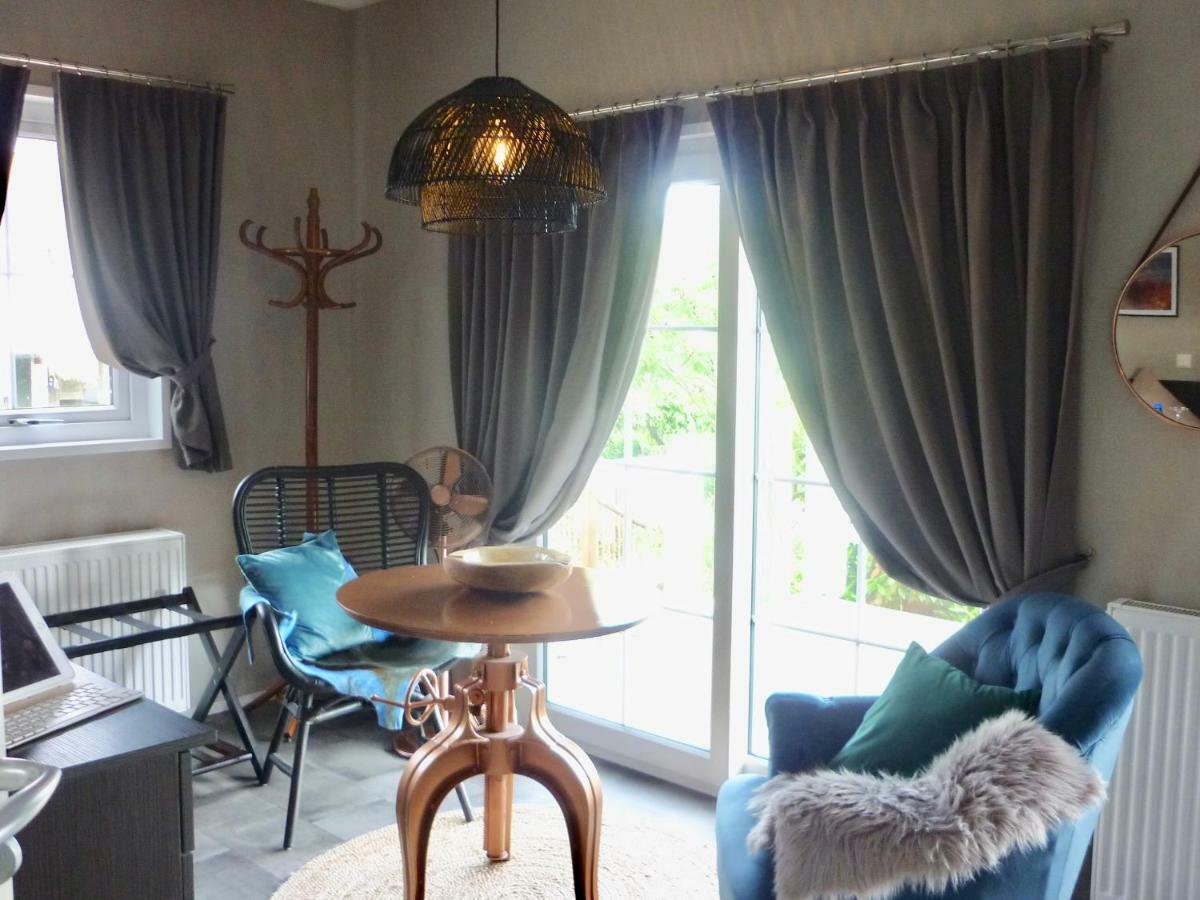 Zu Jeddelohs Lodge Hotel Gladenbach Extérieur photo